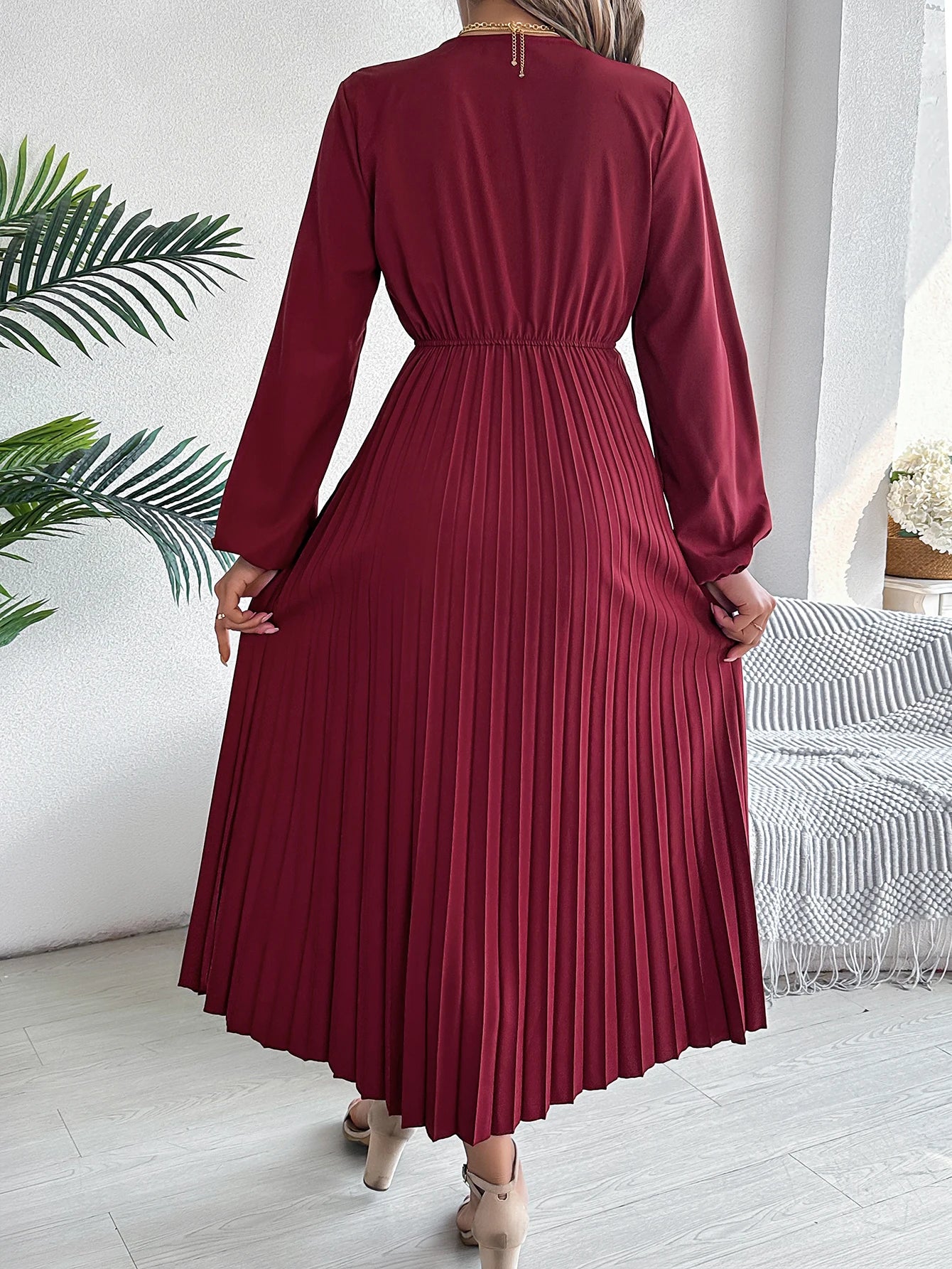 Women's Elegant V-Neck Pleated Maxi Dress - High Waist Autumn Winter Dress | The Tottos