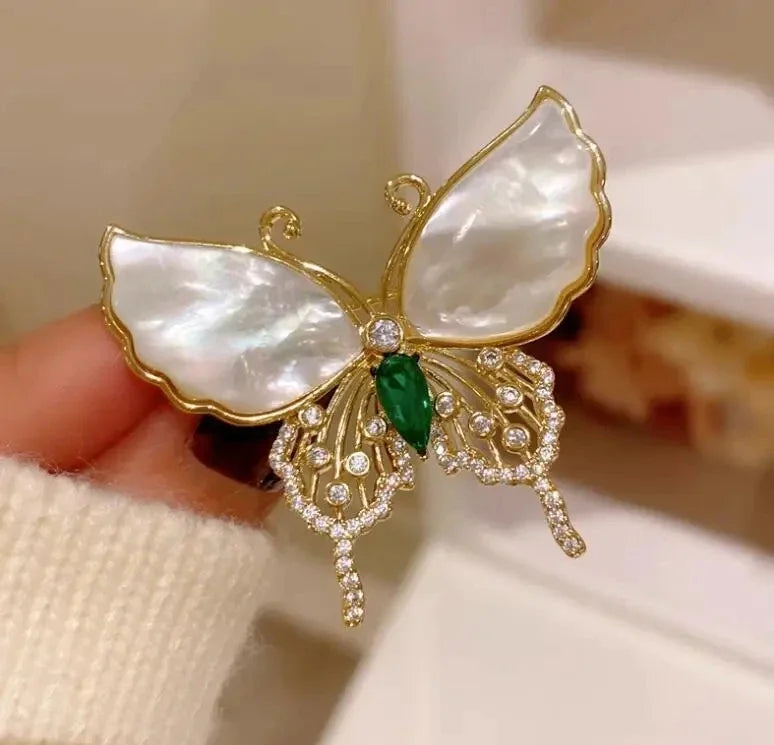 Snowflake Brooch Pin - Luxury Pearl & Crystal Flower Brooch for Women | Winter Wedding Accessory | The Tottos