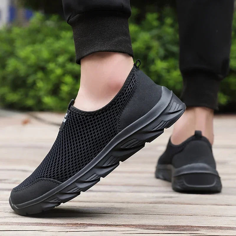 Men's Lightweight Running Shoes - Breathable Mesh Athletic Sneakers | The Tottos