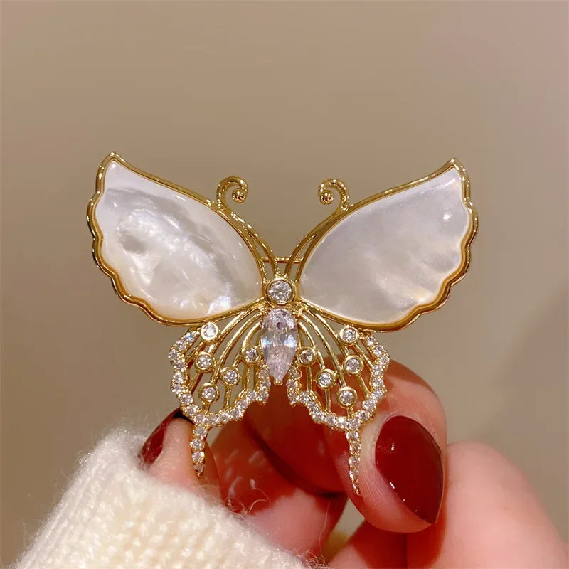 Snowflake Brooch Pin - Luxury Pearl & Crystal Flower Brooch for Women | Winter Wedding Accessory | The Tottos
