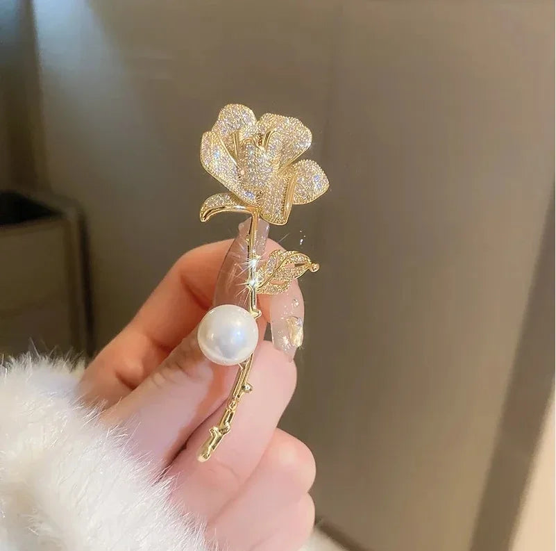 Snowflake Brooch Pin - Luxury Pearl & Crystal Flower Brooch for Women | Winter Wedding Accessory | The Tottos