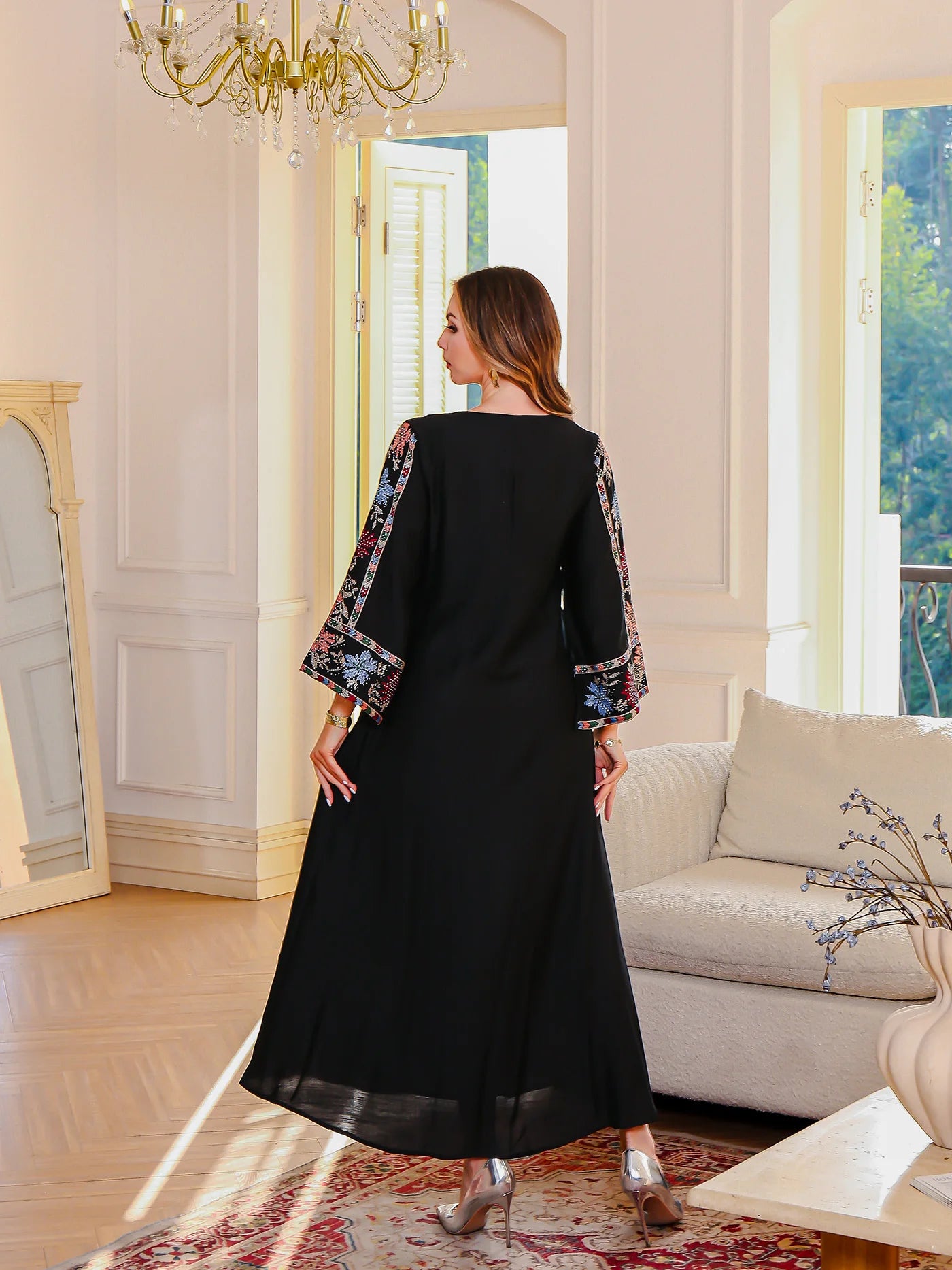 Women's Elegant Embroidered Abaya - Long Sleeve Dubai Muslim Dress with Diamond Details | The Tottos